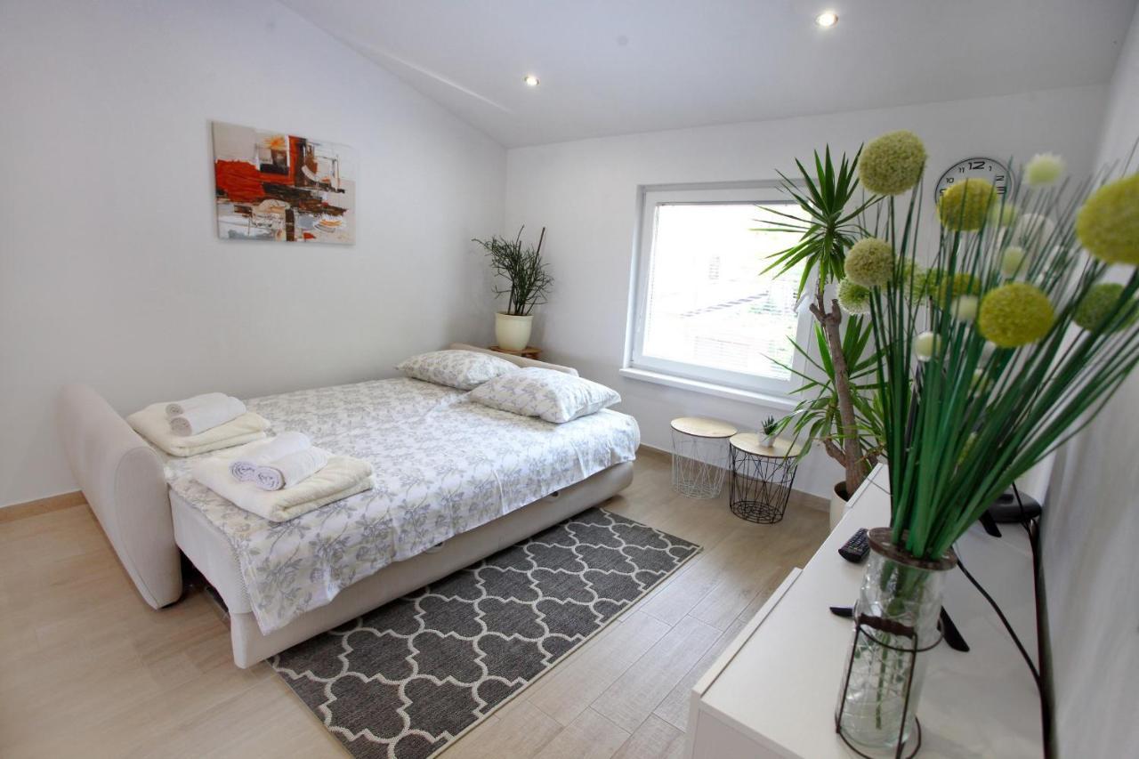Not For Rent Apartment Portoroz Exterior photo