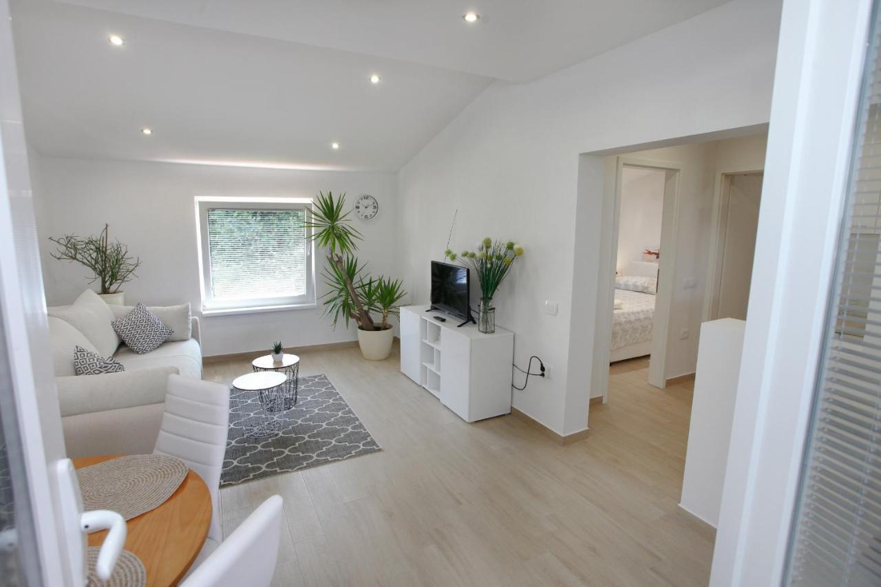 Not For Rent Apartment Portoroz Exterior photo